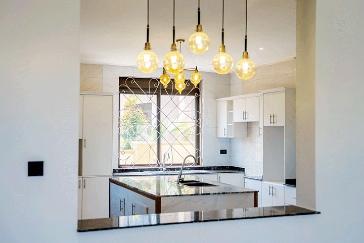 00c2833b-54ca-45d3-bbc2-290b63f8e53b